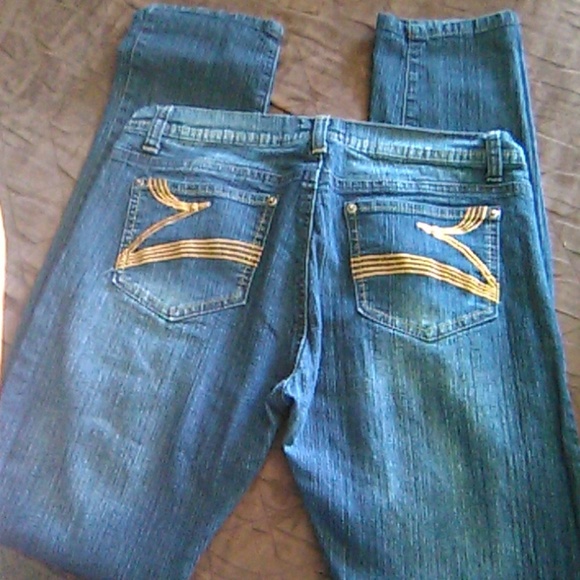 Jeans - Picture 2 of 2